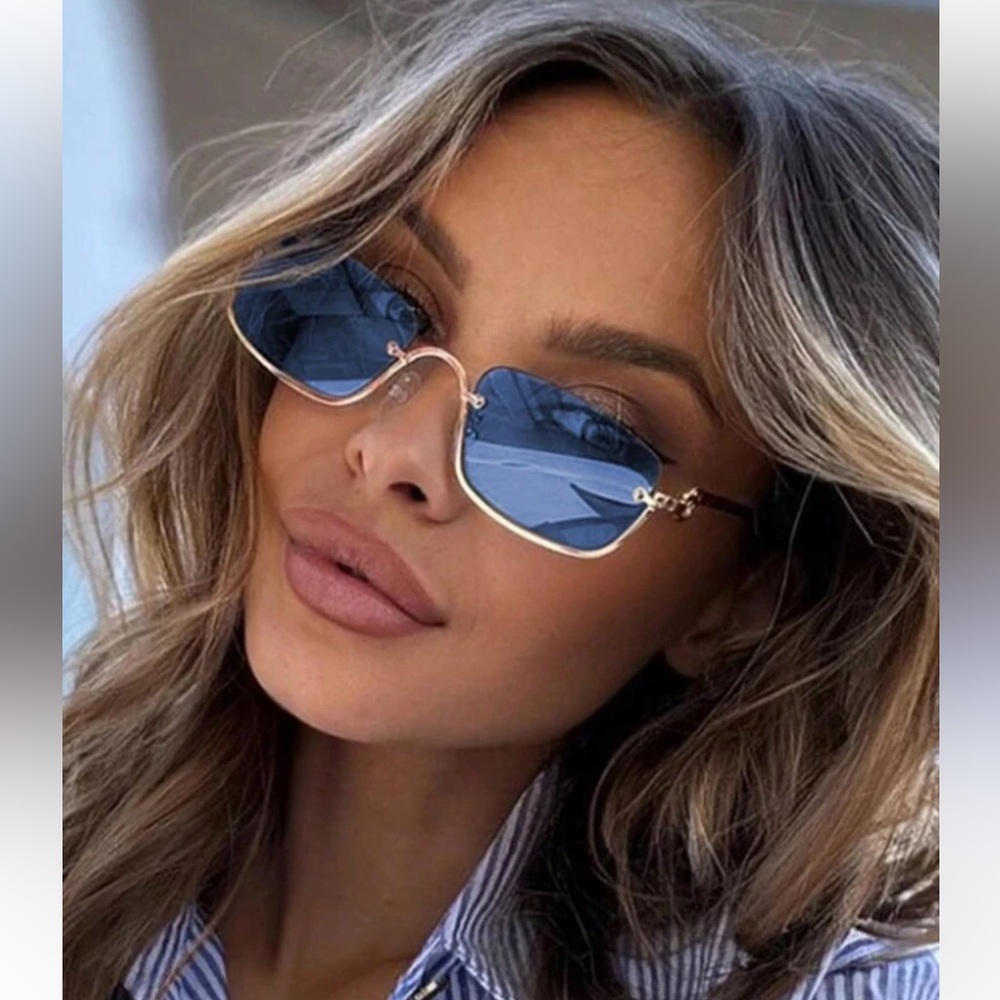 Stylish Blue Sunglasses for Women